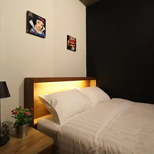 호스텔 나비, 서울특별시
